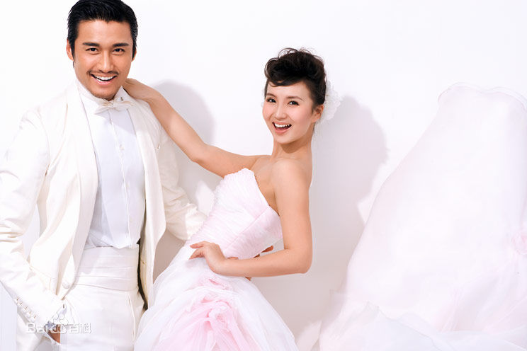 胡兵婚纱代言生活照相册