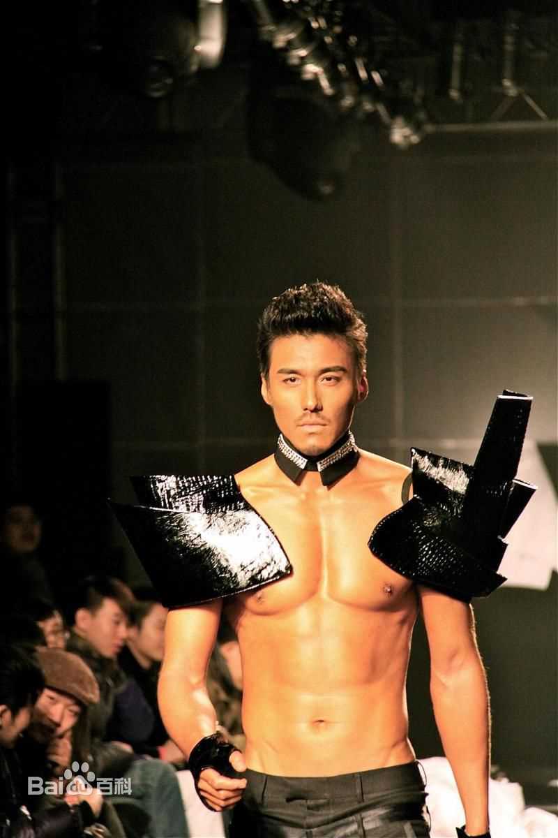 胡兵张弛2010春夏系列男装秀图册