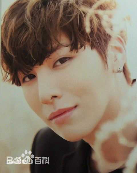 鲁敏宇(ノ·ミヌ、NoMinWoo、Nominue)最全个人及海报照相册