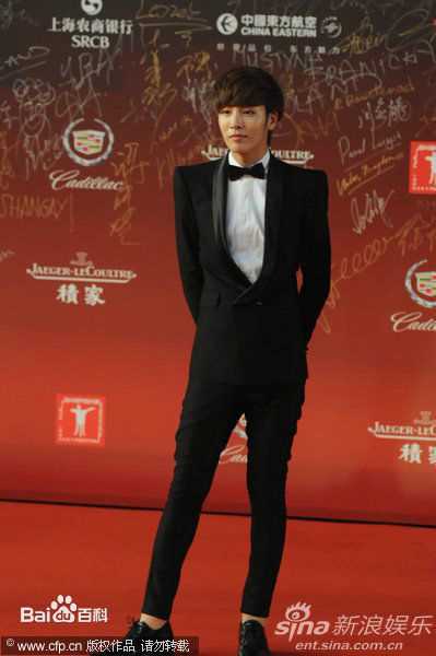 鲁敏宇(ノ·ミヌ、NoMinWoo、Nominue)其他照片图册