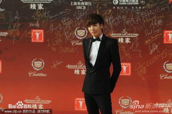 鲁敏宇(ノ·ミヌ、NoMinWoo、Nominue)其他照片图册