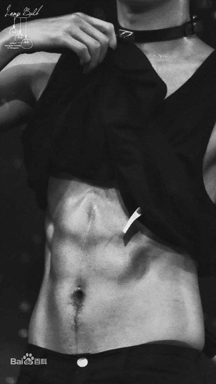 鲁敏宇(ノ·ミヌ、NoMinWoo、Nominue)2016上海演唱会2前后照片