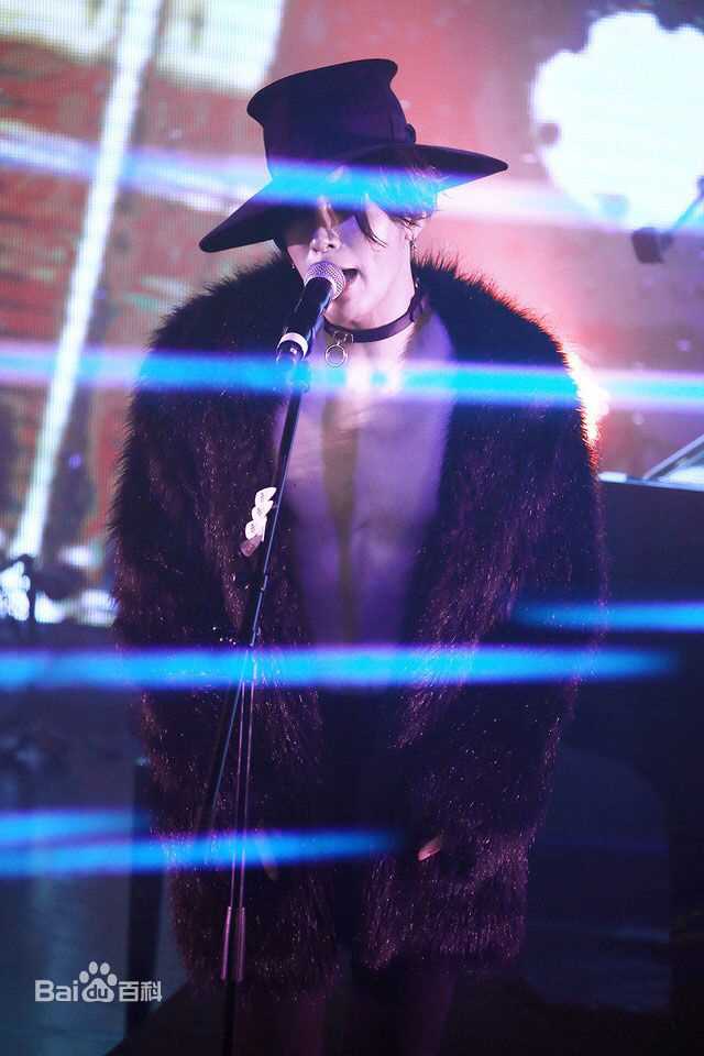 鲁敏宇(ノ·ミヌ、NoMinWoo、Nominue)2016上海演唱会2前后照片