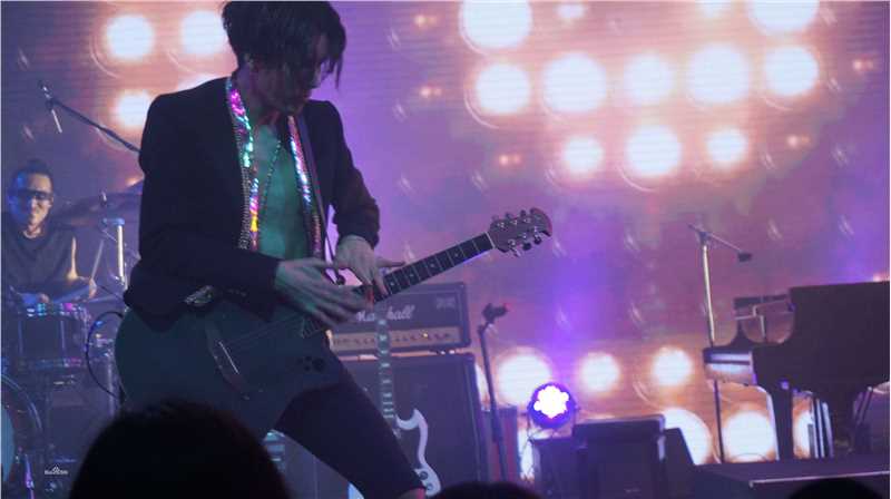 鲁敏宇(ノ·ミヌ、NoMinWoo、Nominue)2016上海演唱会2前后照片