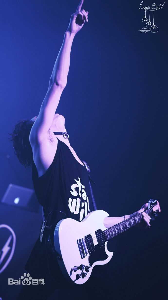 鲁敏宇(ノ·ミヌ、NoMinWoo、Nominue)2016上海演唱会2前后照片