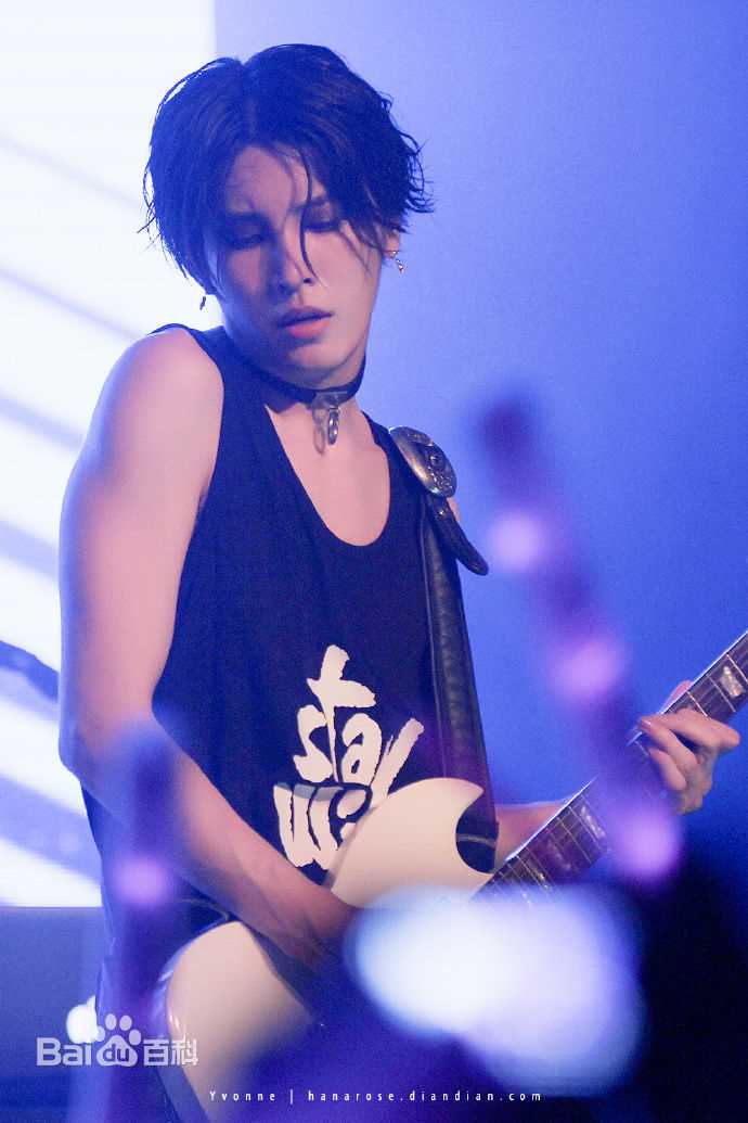 鲁敏宇(ノ·ミヌ、NoMinWoo、Nominue)2016上海演唱会2前后照片