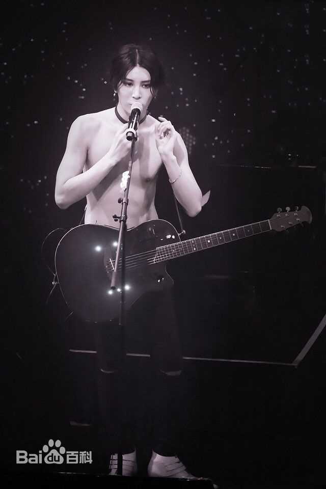 鲁敏宇(ノ·ミヌ、NoMinWoo、Nominue)2016上海演唱会2前后照片