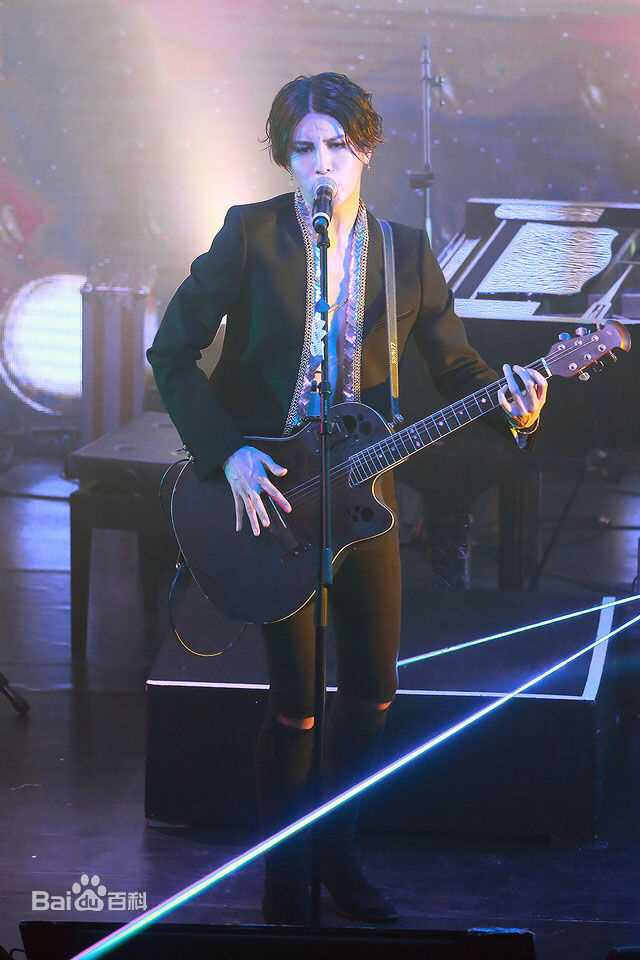 鲁敏宇(ノ·ミヌ、NoMinWoo、Nominue)2016上海演唱会2前后照片