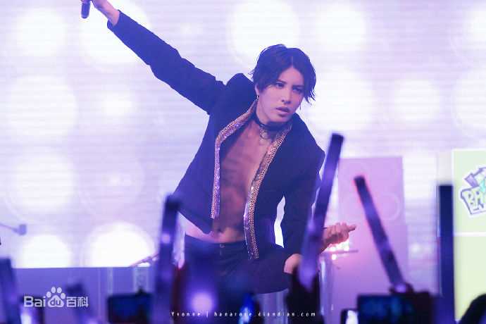 鲁敏宇(ノ·ミヌ、NoMinWoo、Nominue)2016上海演唱会2前后照片