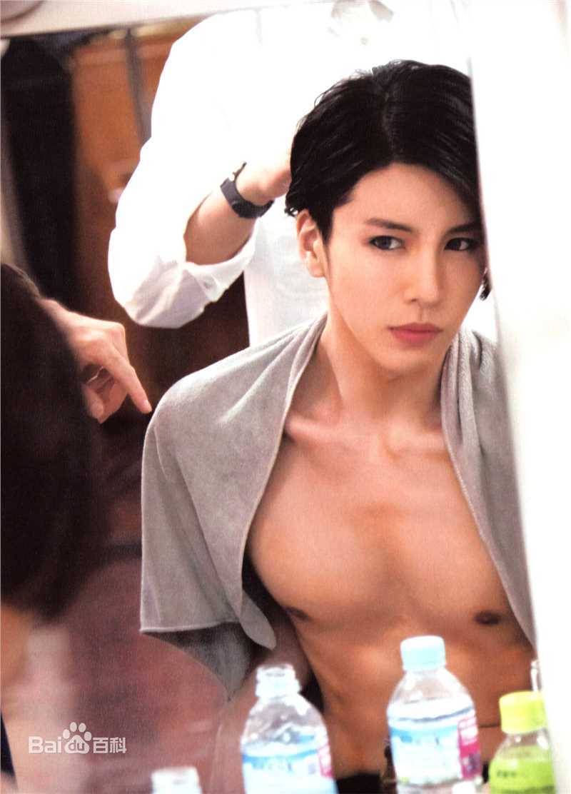 鲁敏宇(ノ·ミヌ、NoMinWoo、Nominue)RIVERIVER性感图片图集