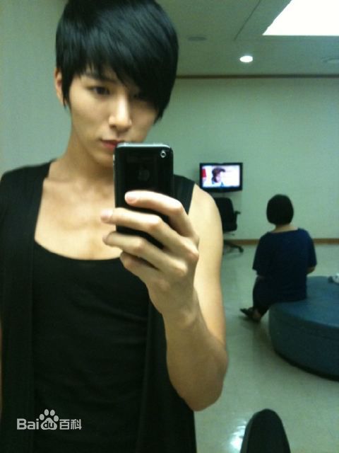 高清鲁敏宇(ノ·ミヌ、NoMinWoo、Nominue)精彩图册