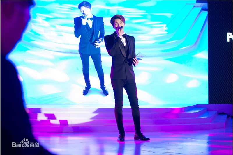 鲁敏宇(ノ·ミヌ、NoMinWoo、Nominue)2015 PCLADY 时尚盛典颁奖典礼前后照片