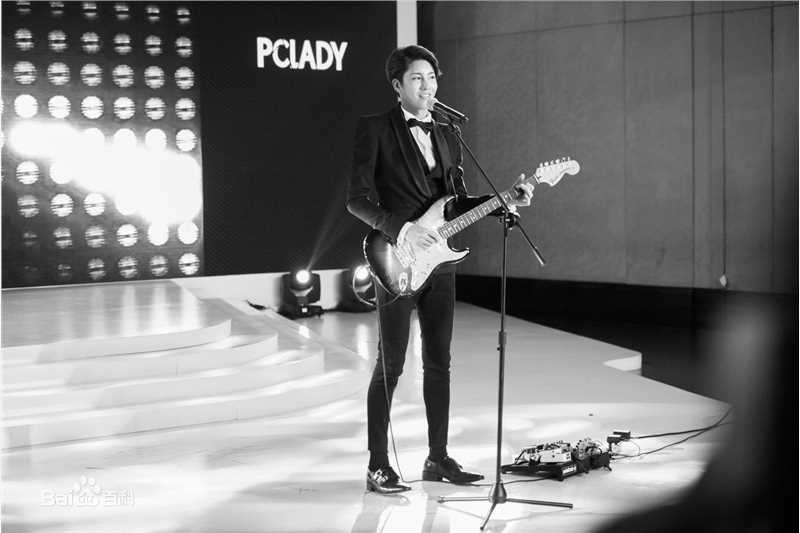 鲁敏宇(ノ·ミヌ、NoMinWoo、Nominue)2015 PCLADY 时尚盛典颁奖典礼前后照片