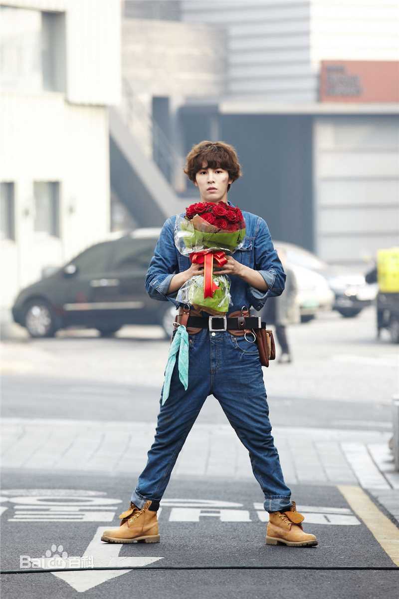 高清鲁敏宇(ノ·ミヌ、NoMinWoo、Nominue)在《我的遗憾男友》饰尹泰云中的图册