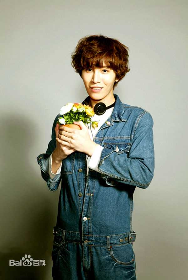 高清鲁敏宇(ノ·ミヌ、NoMinWoo、Nominue)在《我的遗憾男友》饰尹泰云中的图册