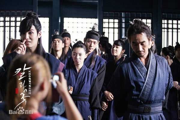 高清鲁敏宇(ノ·ミヌ、NoMinWoo、Nominue)在2013《剑与花》渊男生中的图集