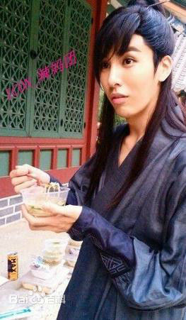 高清鲁敏宇(ノ·ミヌ、NoMinWoo、Nominue)在2013《剑与花》渊男生中的图集