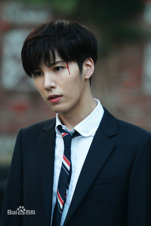 高清鲁敏宇(ノ·ミヌ、NoMinWoo、Nominue)在2014《最佳婚姻》朴泰然中的图集