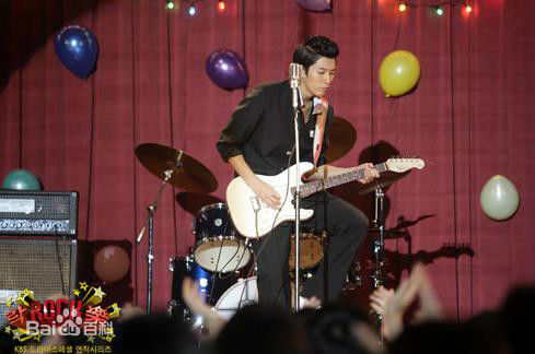 精选鲁敏宇(ノ·ミヌ、NoMinWoo、Nominue)在2010《RockRockRock》金泰元中的图册