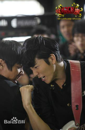 精选鲁敏宇(ノ·ミヌ、NoMinWoo、Nominue)在2010《RockRockRock》金泰元中的图册