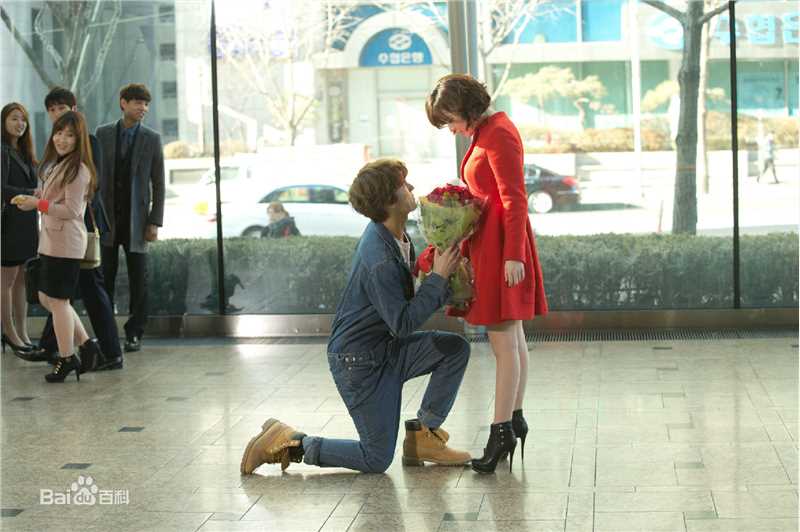 鲁敏宇(ノ·ミヌ、NoMinWoo、Nominue)在2015《我的遗憾男友》尹泰云中的