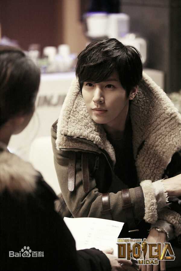 精选鲁敏宇(ノ·ミヌ、NoMinWoo、Nominue)在2011《点金神手》刘明俊中的图册