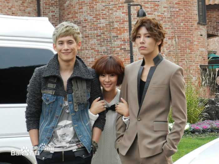 精选鲁敏宇(ノ·ミヌ、NoMinWoo、Nominue)在2012《浪漫满屋2》李泰益中的图册