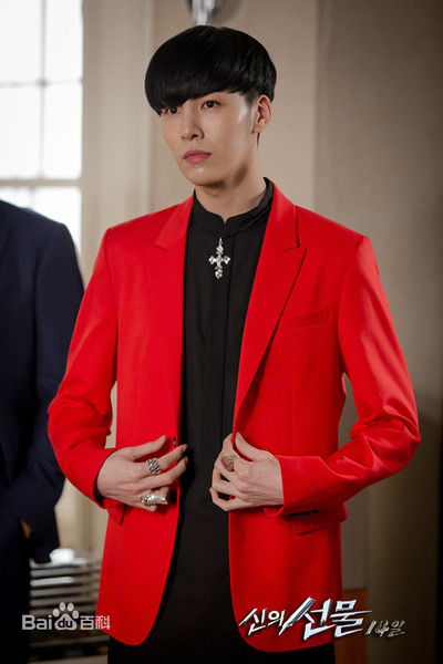 精选鲁敏宇(ノ·ミヌ、NoMinWoo、Nominue)在2014《神的礼物14天》Teo中的图册