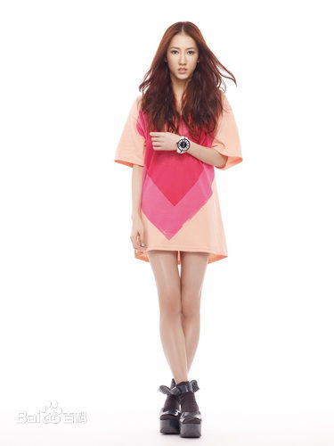 最全张弦子(Stringer)在2010年弦子第三张国语专辑《天真》宣传照中的相册