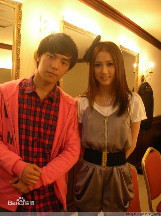 张弦子(Stringer)弦子和歌迷们的合影图册