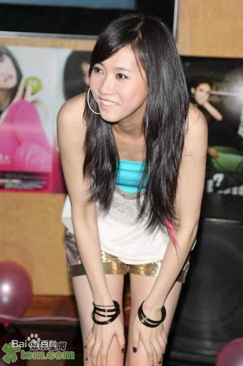 张弦子(Stringer)2008年弦子戴佩妮台湾庆生图片图集