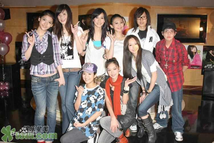 张弦子(Stringer)2008年弦子戴佩妮台湾庆生图片图集