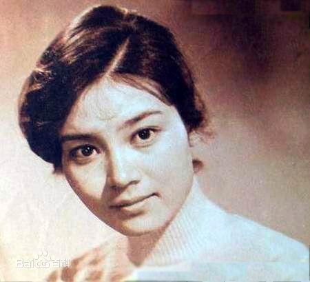 潘虹(Pan Hong)经典形象3生活照相册