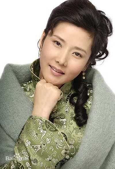 最新何赛飞(Caifei He)性感图片