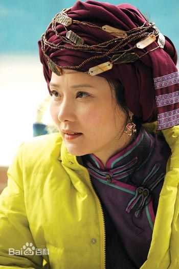 最新何赛飞(Caifei He)性感图片