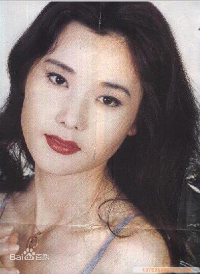 何赛飞(Caifei He)旧照壁纸壁纸