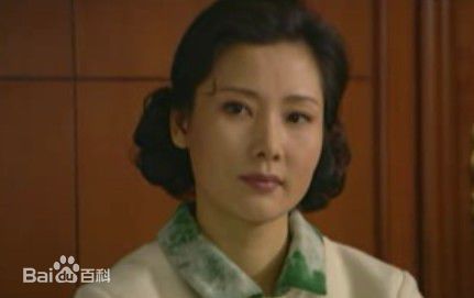 何赛飞(Caifei He)2002年《蓝色马蹄莲》最新剧照