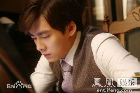 最优质李易峰(Yifeng Li)在《麻雀》陈深中的相册