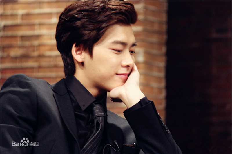 最新李易峰(Yifeng Li)壁纸