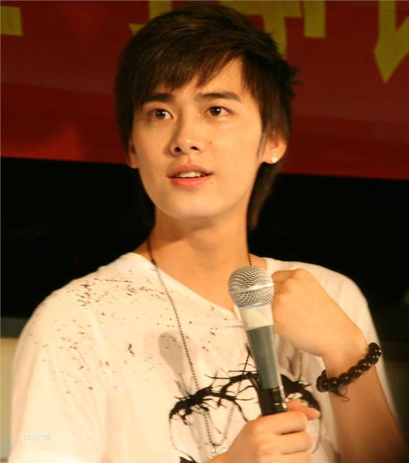 最新李易峰(Yifeng Li)壁纸