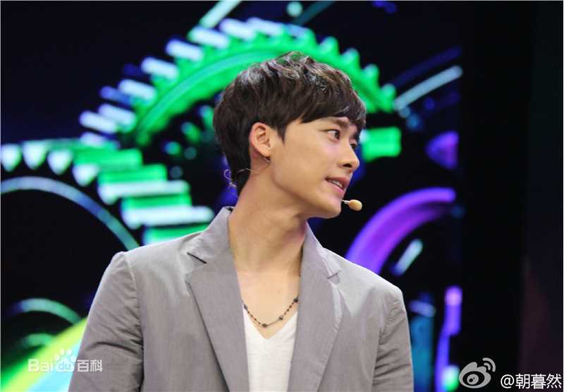 最新李易峰(Yifeng Li)壁纸