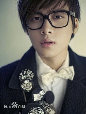 最新李易峰(Yifeng Li)壁纸