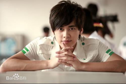 最新李易峰(Yifeng Li)壁纸