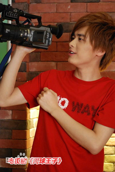 最新李易峰(Yifeng Li)壁纸