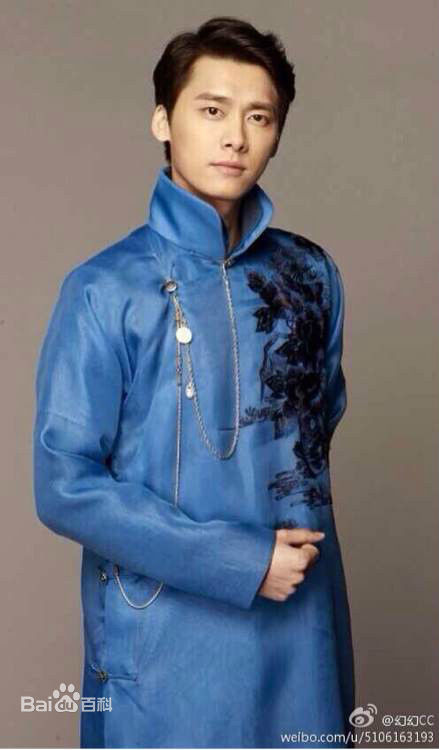 精选李易峰(Yifeng Li)在《活色生香》宁致远中的图册