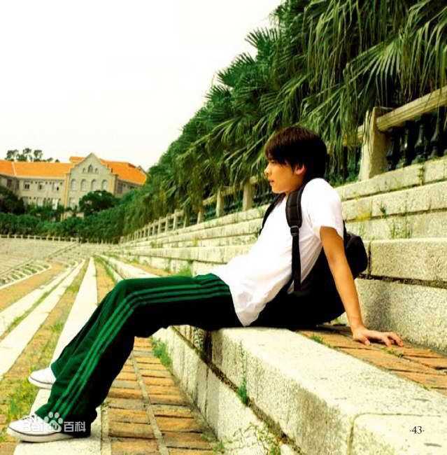 高清李易峰(Yifeng Li)在《时间总是在转圈圈的》中的图集