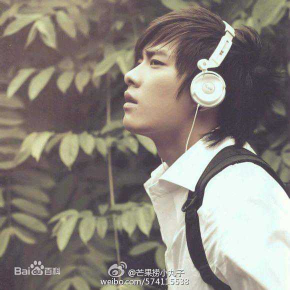 高清李易峰(Yifeng Li)在《时间总是在转圈圈的》中的图集