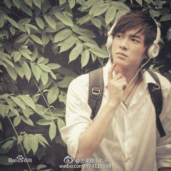 高清李易峰(Yifeng Li)在《时间总是在转圈圈的》中的图集