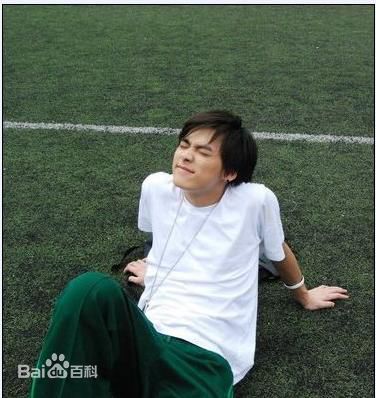 高清李易峰(Yifeng Li)在《时间总是在转圈圈的》中的图集