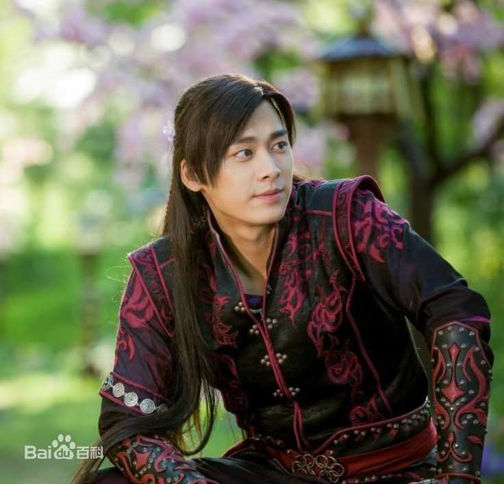 最新李易峰(Yifeng Li)在《古剑奇谭》百里屠苏中的壁纸